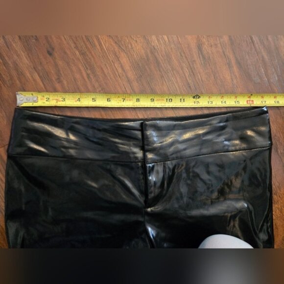 Alice + Olivia Faux Leather Pants Size 12 - Picture 7 of 9